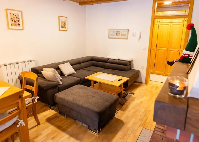 Bolfenk Snowflake App شقة